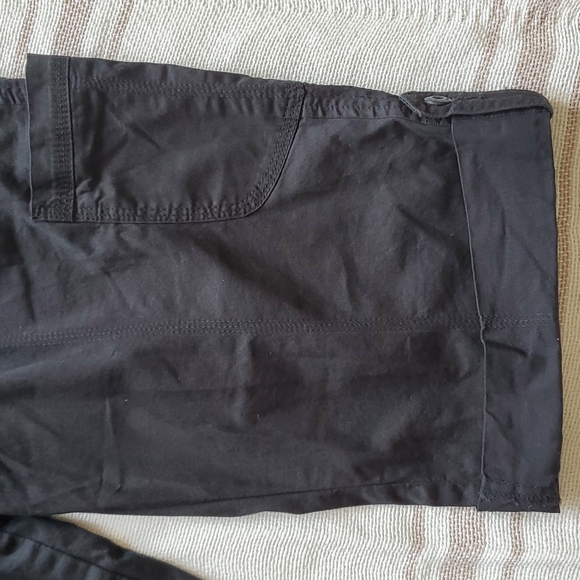 Lee capris.(A) - Picture 3 of 7